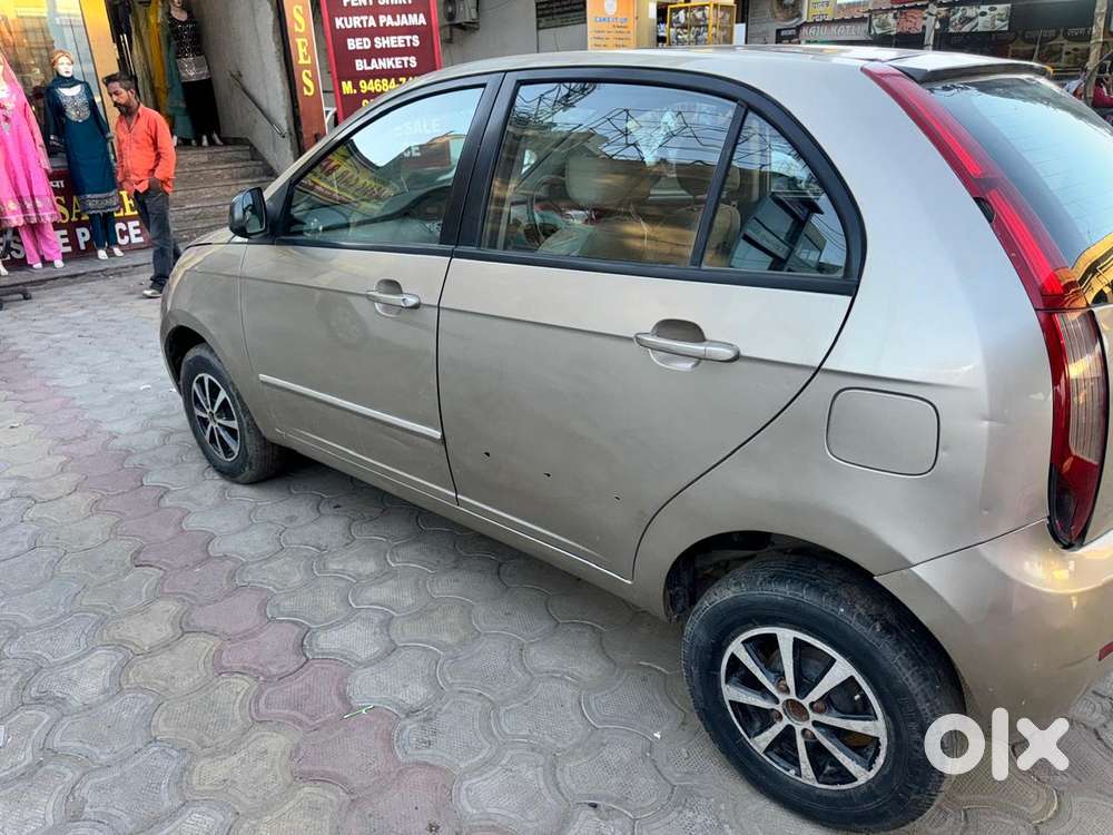 Tata Indica Vista 2008-2013 Aura 1.3 Quadrajet (abs), 2012, Petrol