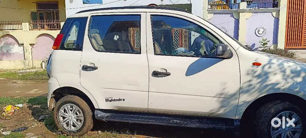 Mahindra Quanto 2015 Diesel 38205 Km Driven Very Good Condition