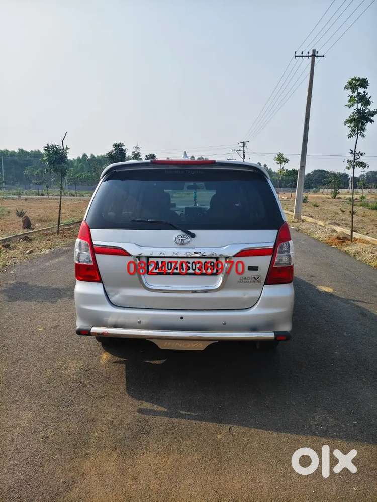 Toyota Innova 2.5 V 2014