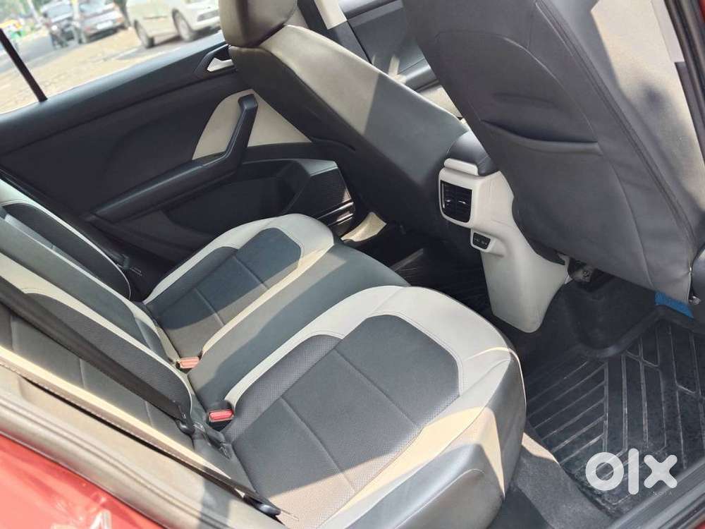 Volkswagen Taigun 1.0 Tsi Topline At, 2023, Petrol