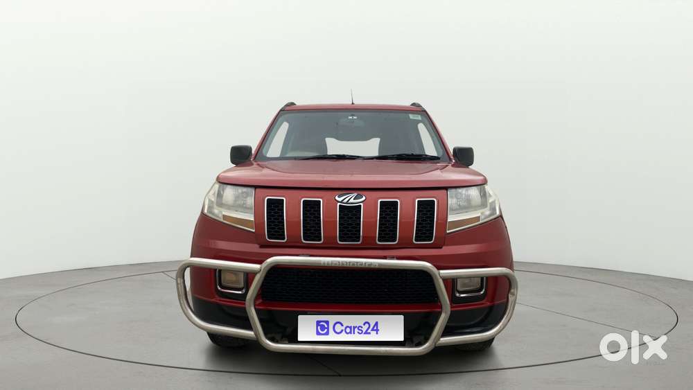 Mahindra Tuv 300 T8 Amt, 2016, Diesel
