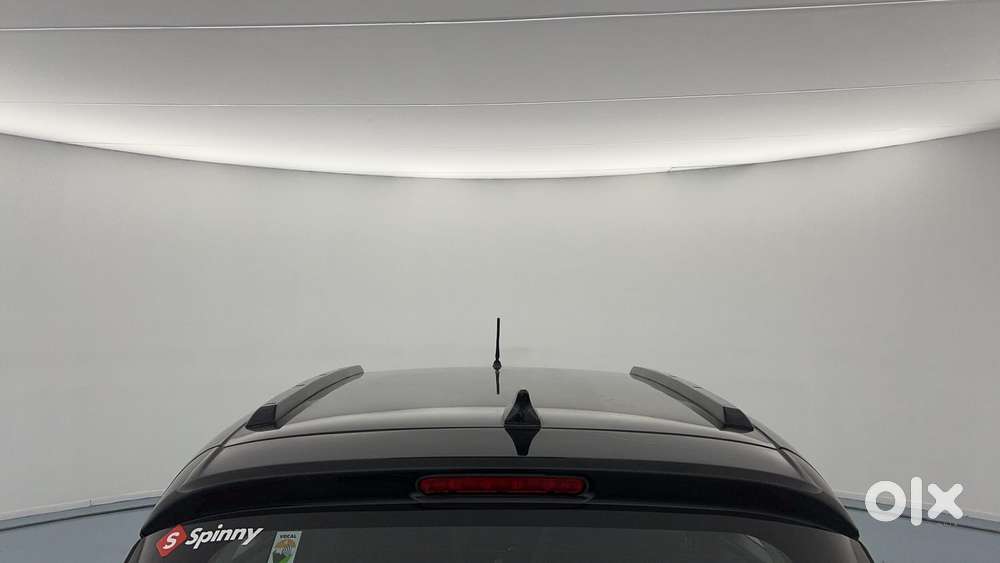 Tata Punch 1.2 Revotron Creative Dual Tone, 2023, Petrol