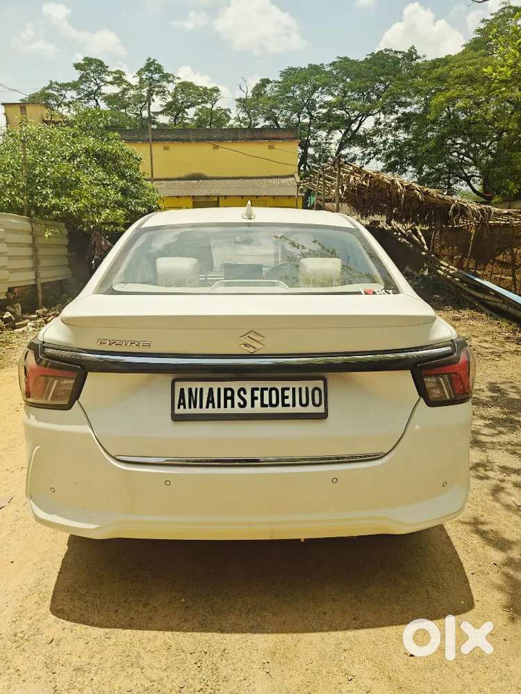 Maruti Suzuki Dzire 2025 Petrol 13452 Km Driven