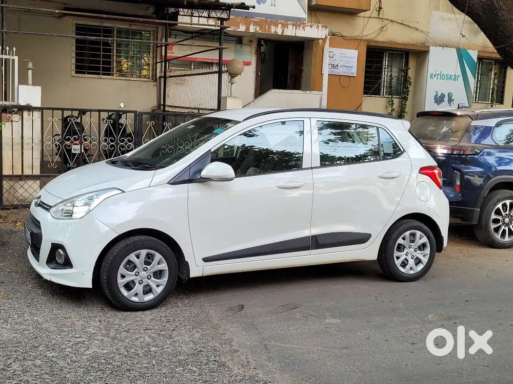 Hyundai Grand I10 2016 Petrol 62700 Km Driven