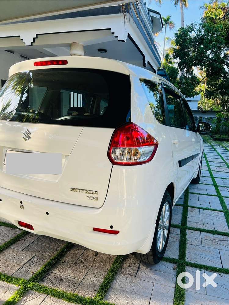 Maruti Suzuki Ertiga Petrol 2015
