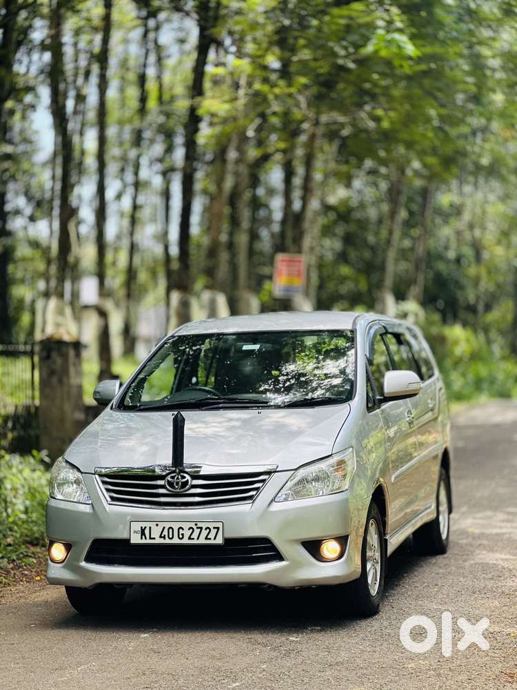 Toyota Innova 2.5 Vx 7 Str Bs-iii, 2012, Diesel