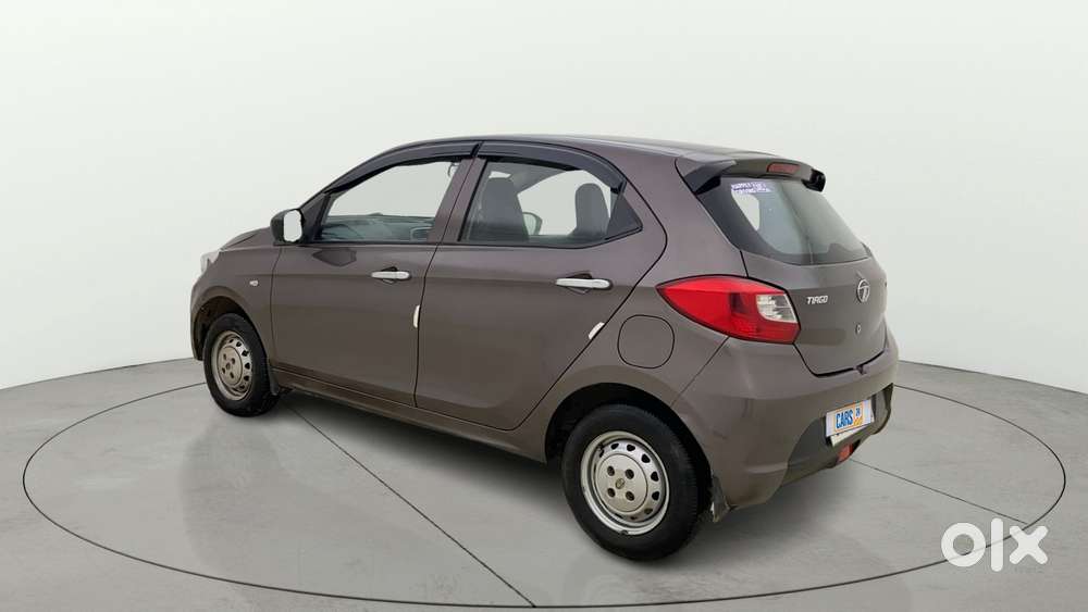 Tata Tiago 1.2 Revotron Xm, 2017, Petrol
