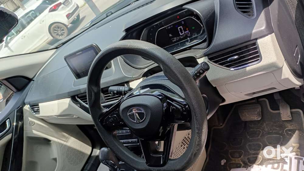 Tata Nexon 1.2 Revotron Xza Plus, 2022, Petrol