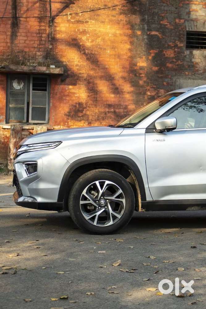 Toyota Urban Cruiser Hyryder, 2023, Petrol