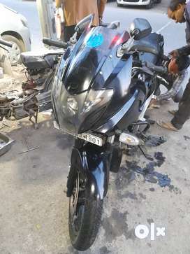 Second hand pulsar 220 price hot sale