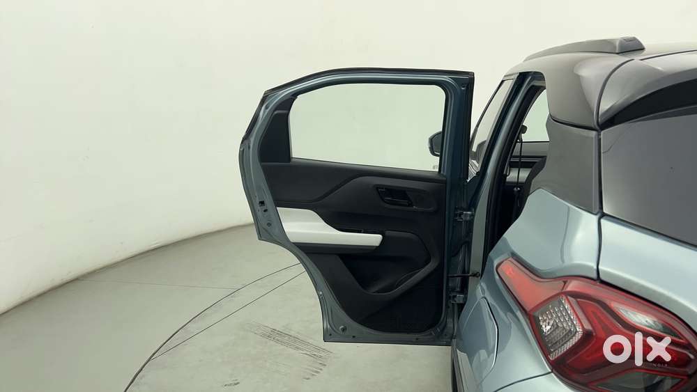 Tata Punch Accomplished Dazzle Sunroof Cng, 2023, Cng & Hybrids