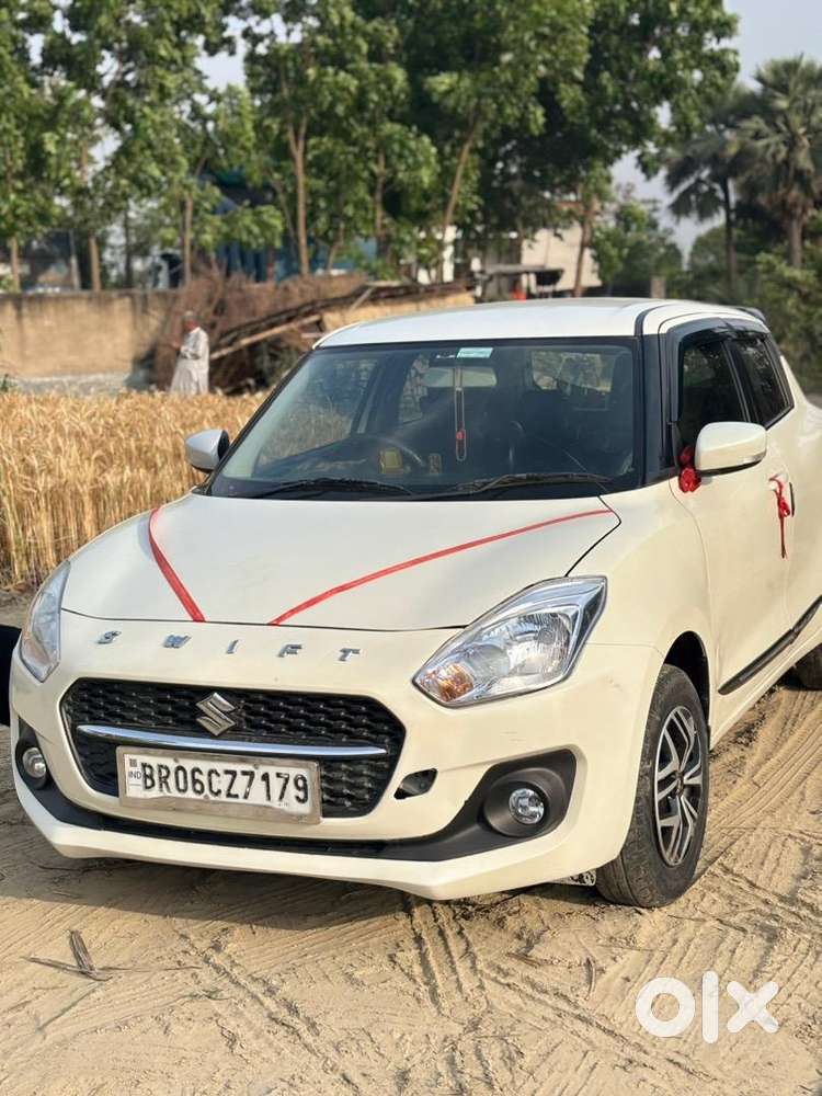 Maruti Suzuki Swift Vxi 2022 Petrol Well Maintained