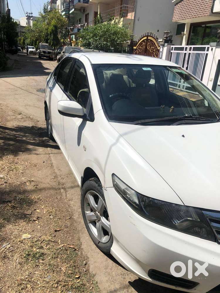 2013 Honda City I-vtec S  65k Km  Single Owner  Well Maintained