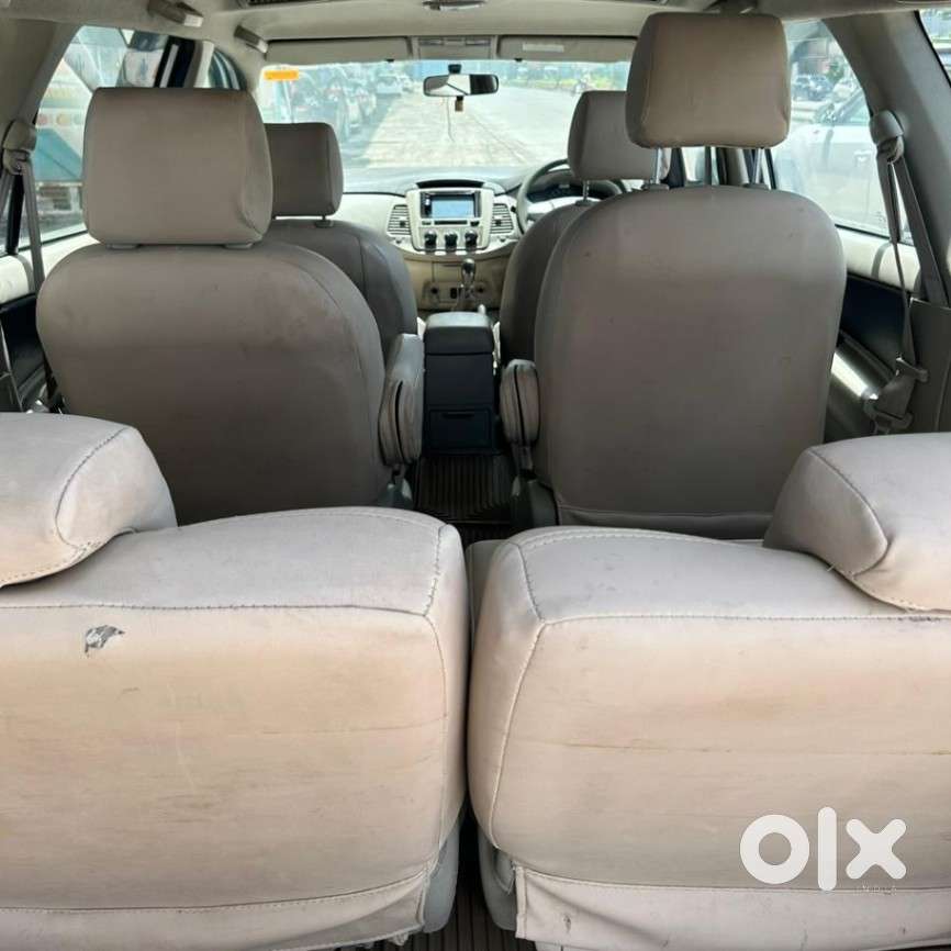 Toyota Innova 2.5 Gx 7 Seater Bs Iv, 2014, Diesel