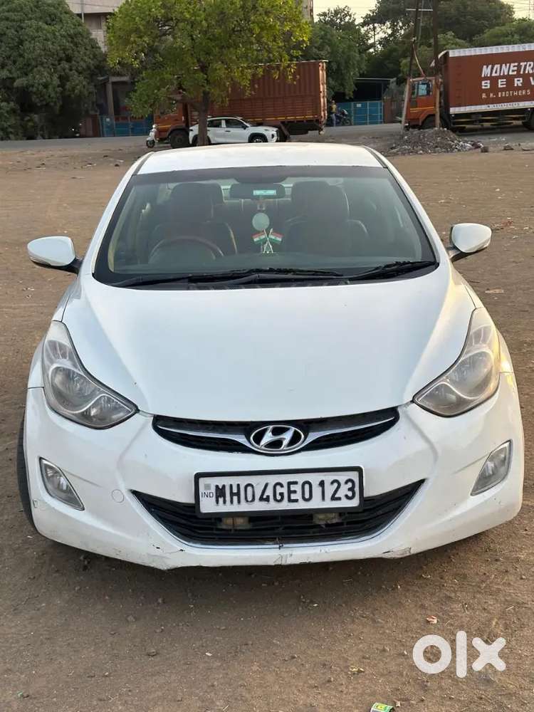 Hyundai Elantra 2013 Diesel 60000 Km Driven