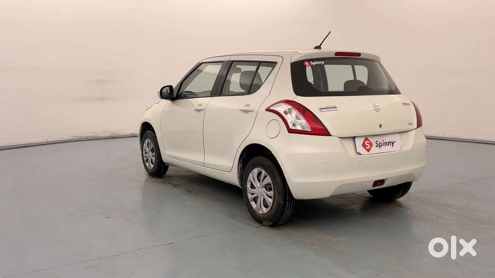 Maruti Suzuki Swift Vxi Optional, 2017, Petrol