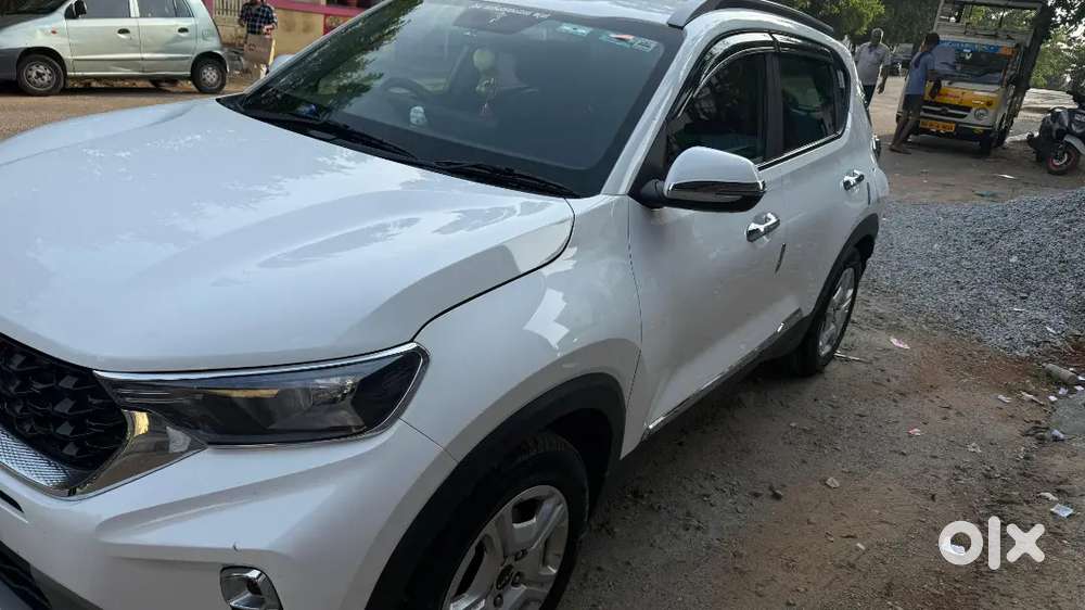 Kia Sonet 2023 Petrol Well Maintained