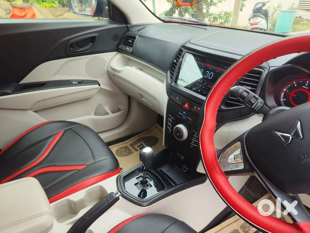 Mahindra Xuv300 W6 Amt Diesel, 2023, Diesel