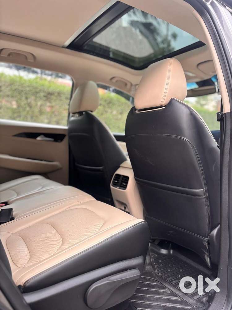 Mg Hector Sharp Pro 1.5 Turbo Cvt Dual Tone, 2022, Petrol