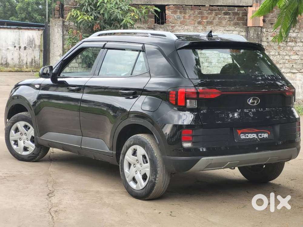 Hyundai Venue S, 2022, Petrol