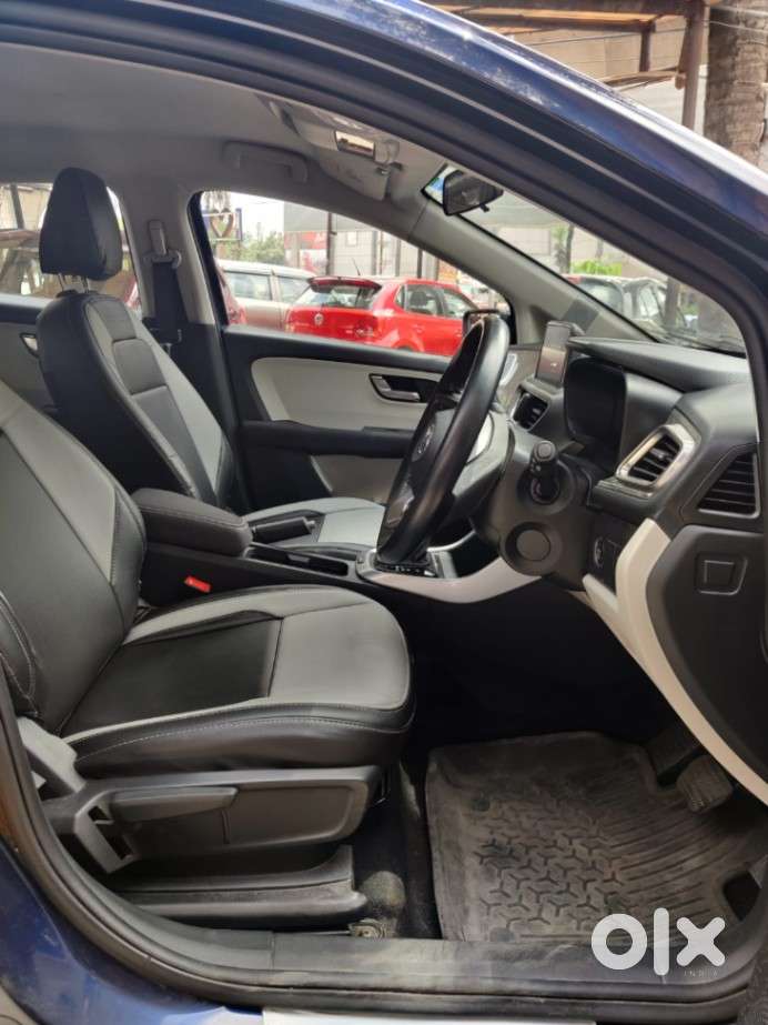 Tata Altroz Xz, 2022, Petrol