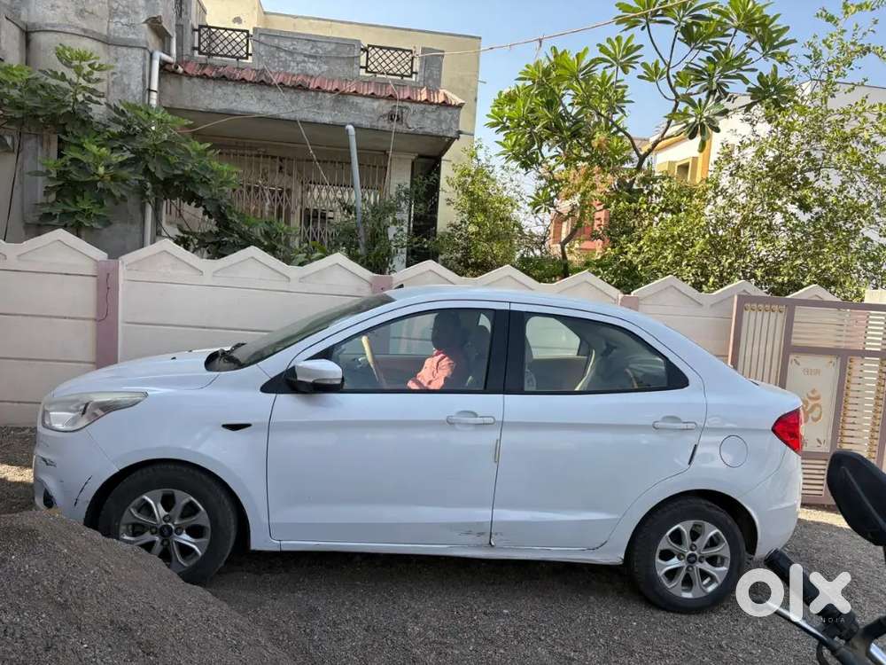 Government Servant Car