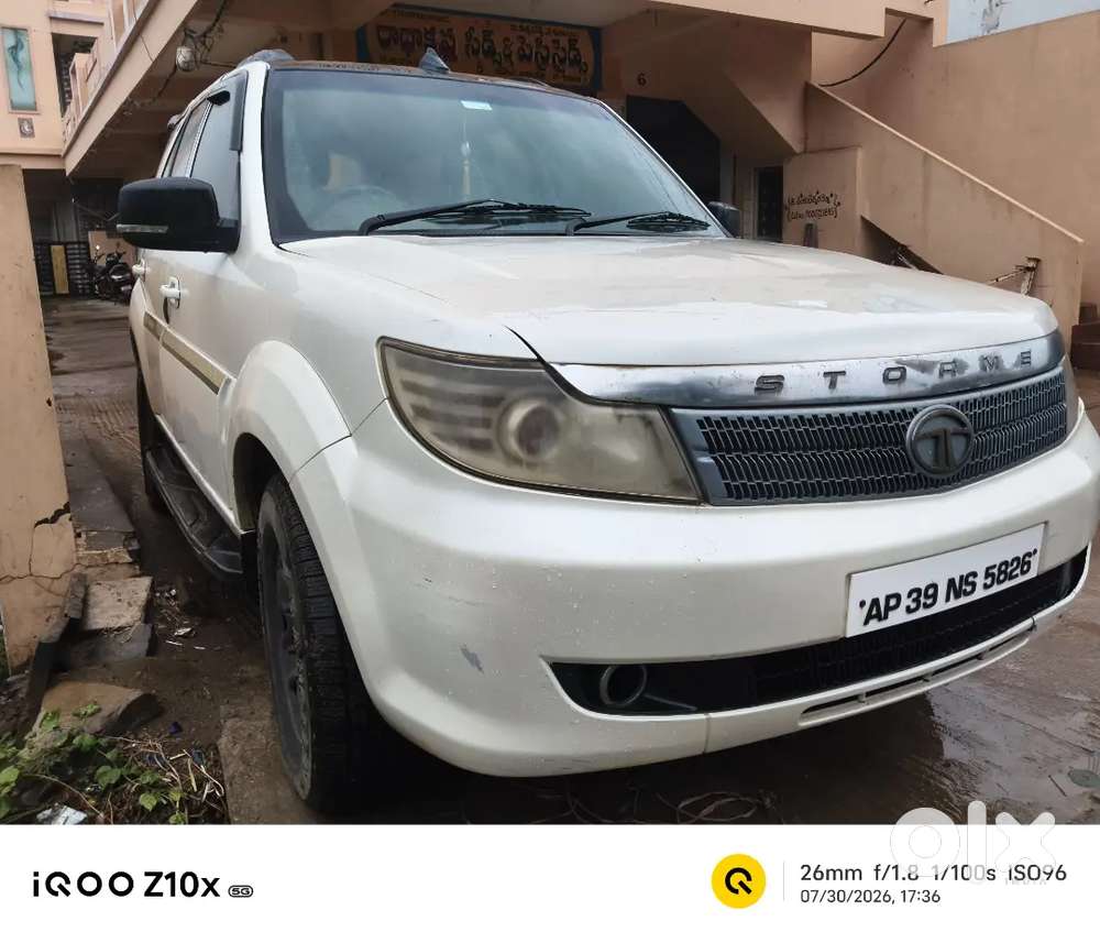 Tata Safari Storme Lx 2014