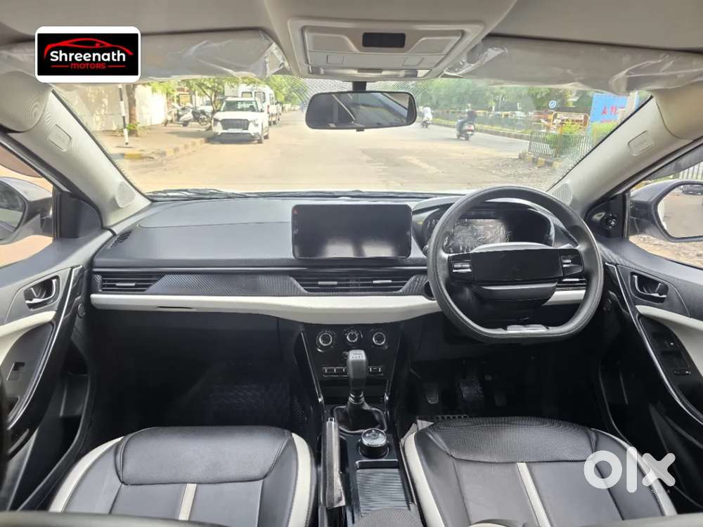 Tata Nexon Smart Plus1.2 Revotron Petrol 5 Mt, 2025, Diesel