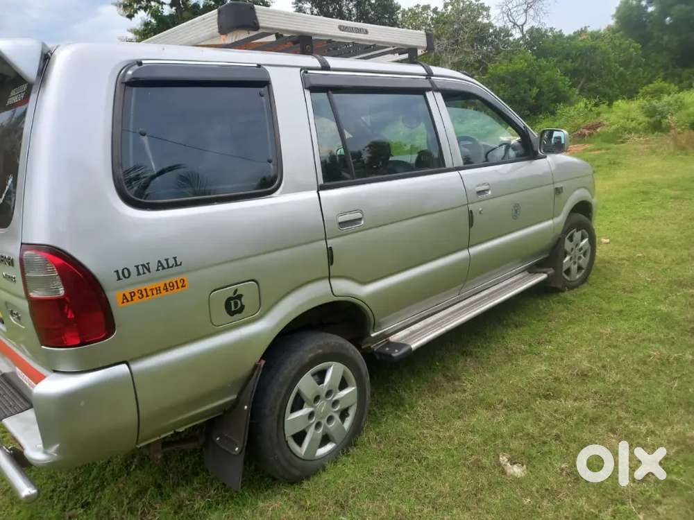 Chevrolet Tavera 2017 Diesel 213000 Km Driven