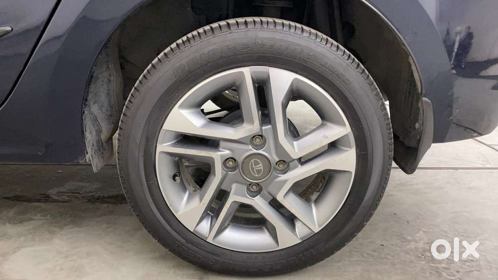 Tata Tigor Xza Plus, 2022, Petrol