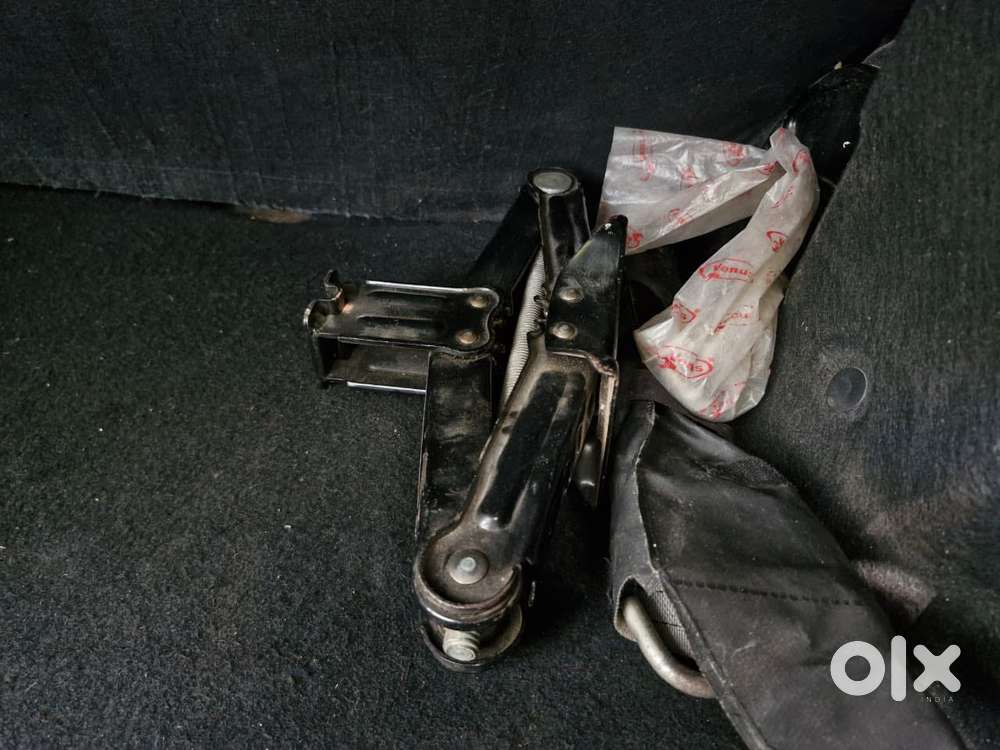 Tata Tiago 1.05 Revotorq Xt, 2017, Petrol