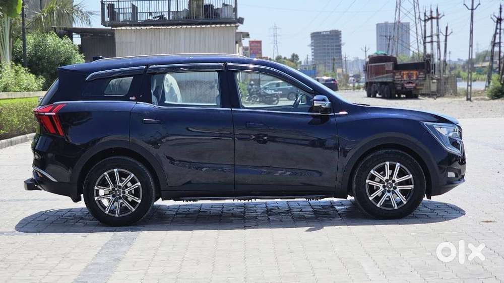 Mahindra Xuv700 2.2 Ax 7 Diesel At Luxury Pack Str Awd, 2022, Diesel