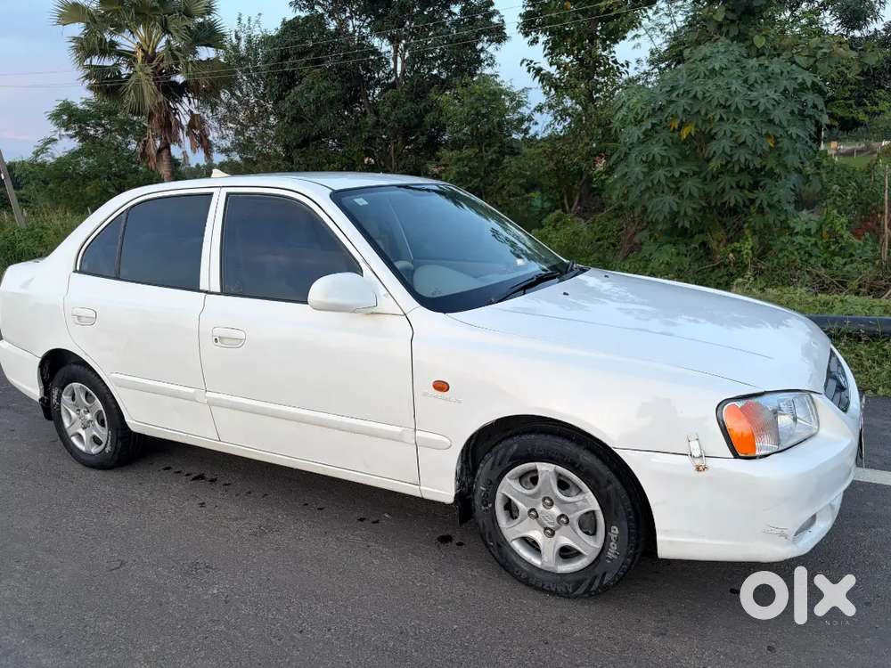 Hyundai Accent Gl Petrol 2011