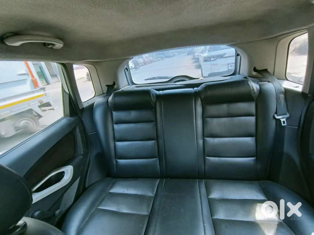 Ford Figo Zxi 2011 Model