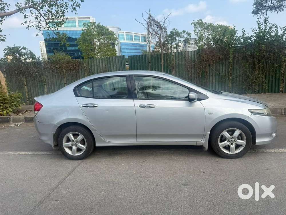 Honda Petrol Car 2011 Automatic 48k Odometer