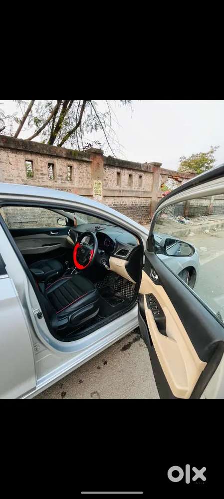 Hyundai Verna Fluidic 2018 Manual