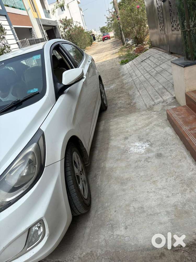 Hyundai Verna Petrol 2013