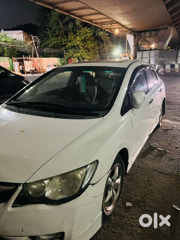 Honda Civic 1.8 V 2011