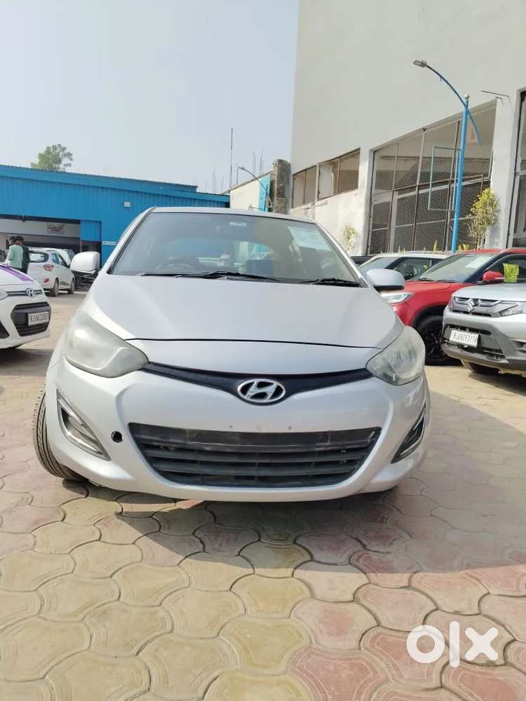 Hyundai I20 Magna, 2012, Petrol