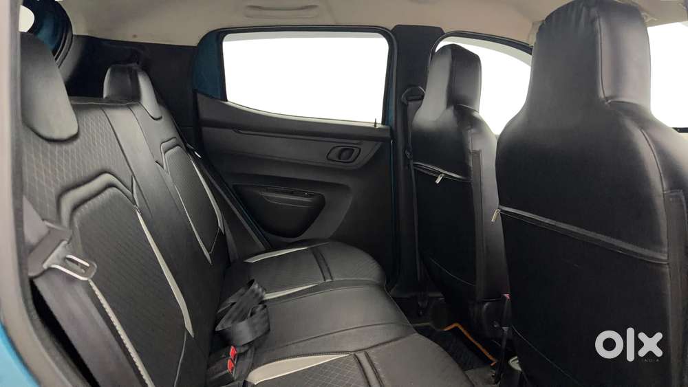 Renault Kwid 2019-ongoing 1.0 Rxt Amt (o), 2020, Petrol