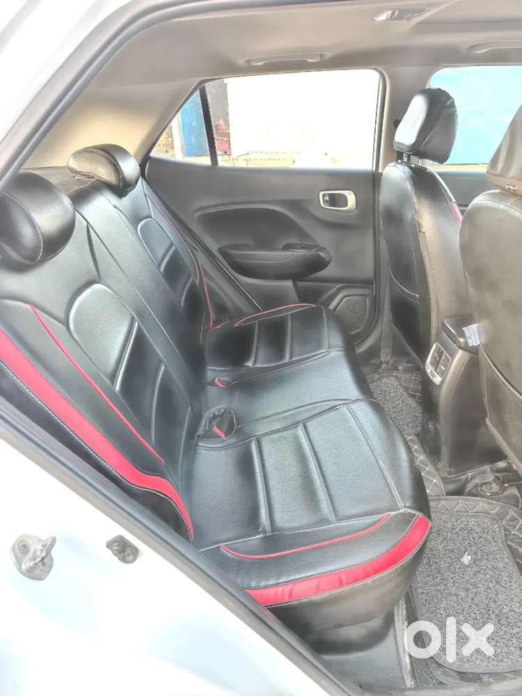 Hyundai Venue 2020 Diesel Well Maintained