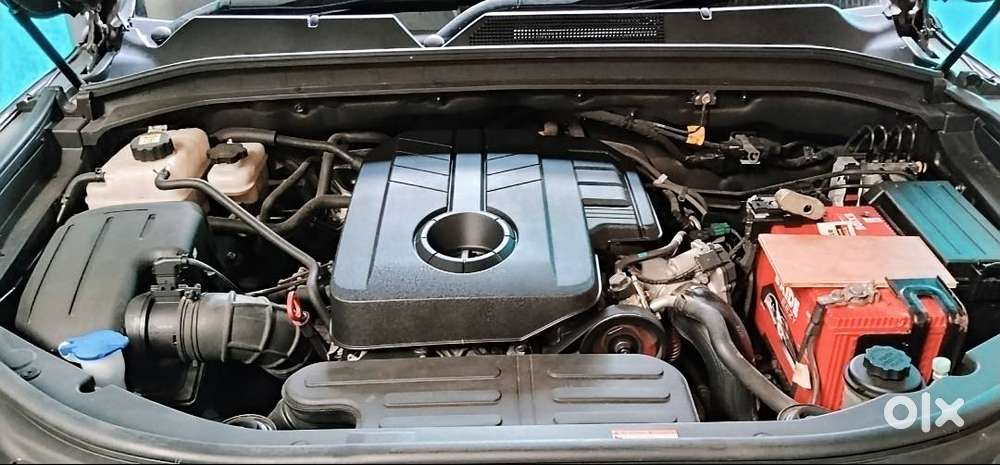 Mahindra Alturas G4 Rare Used Suv