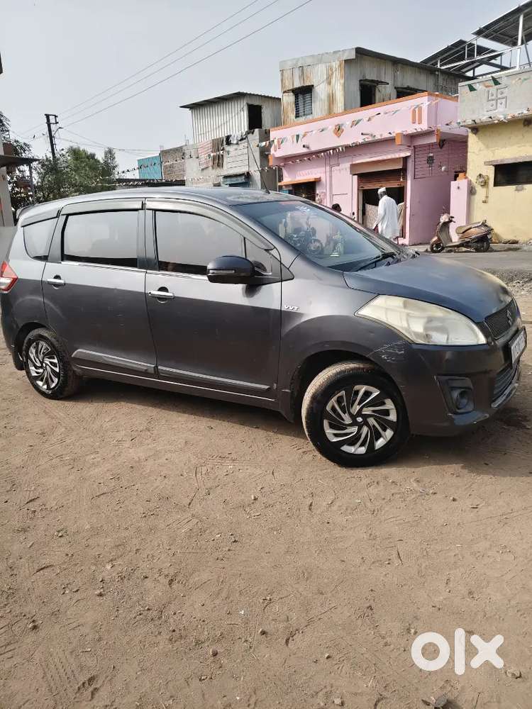 Maruti Suzuki Ertiga 2015 Cng & Hybrids 211450 Km Driven