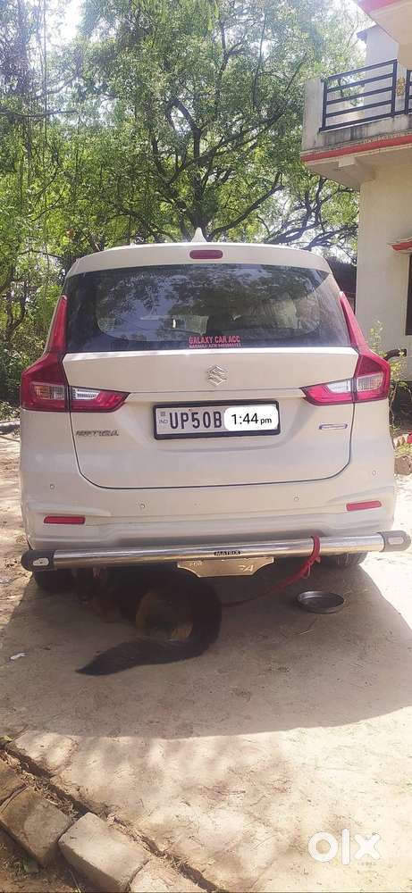 33000/ Chali Hai.