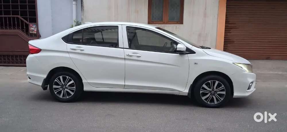 Honda City 2022 Petrol Well Maintained