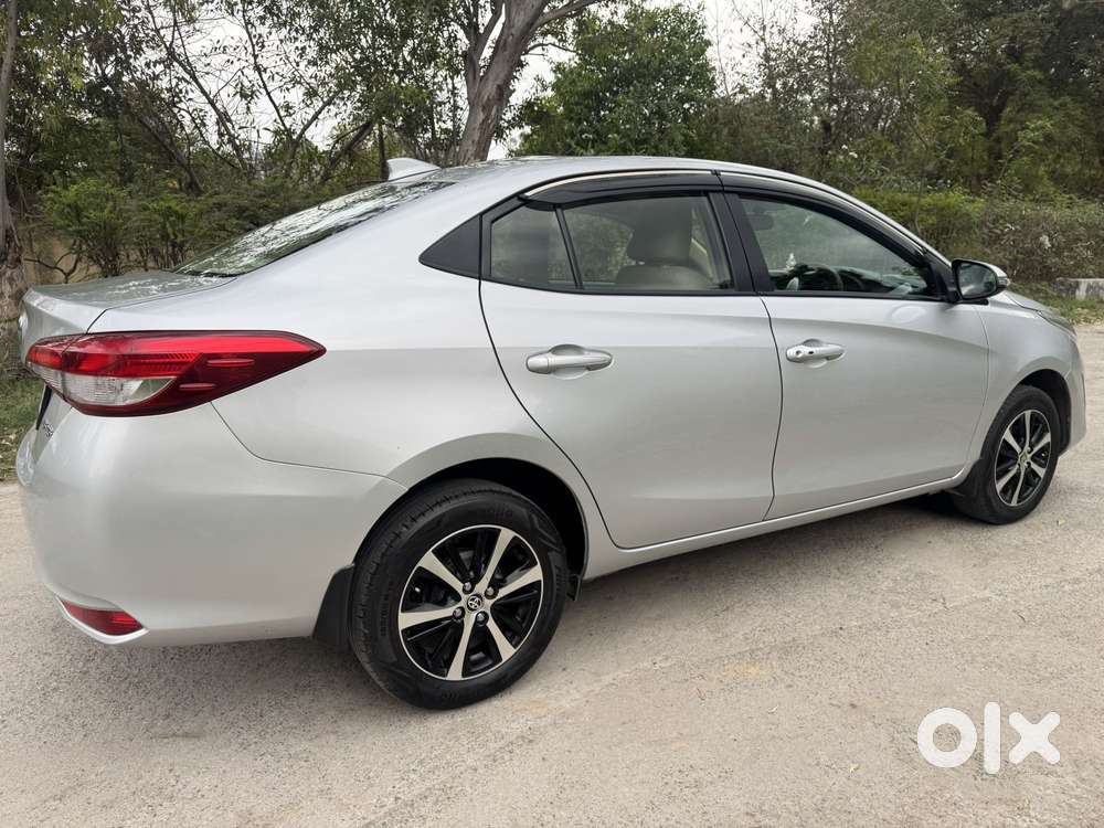 Toyota Yaris G Cvt, 2021, Petrol