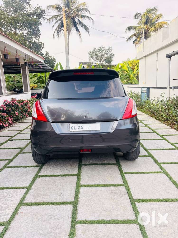 Maruti Suzuki Swift Vxi, 2016, Petrol
