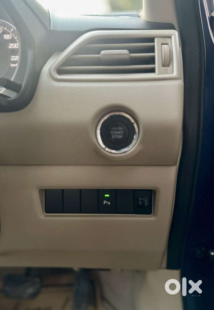Maruti Suzuki Dzire 1.2 Zxi Plus Amt, 2017, Petrol