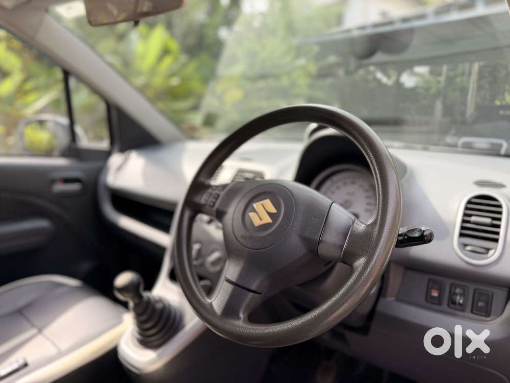 Maruti Suzuki Ritz Zxi Abs, 2013, Petrol