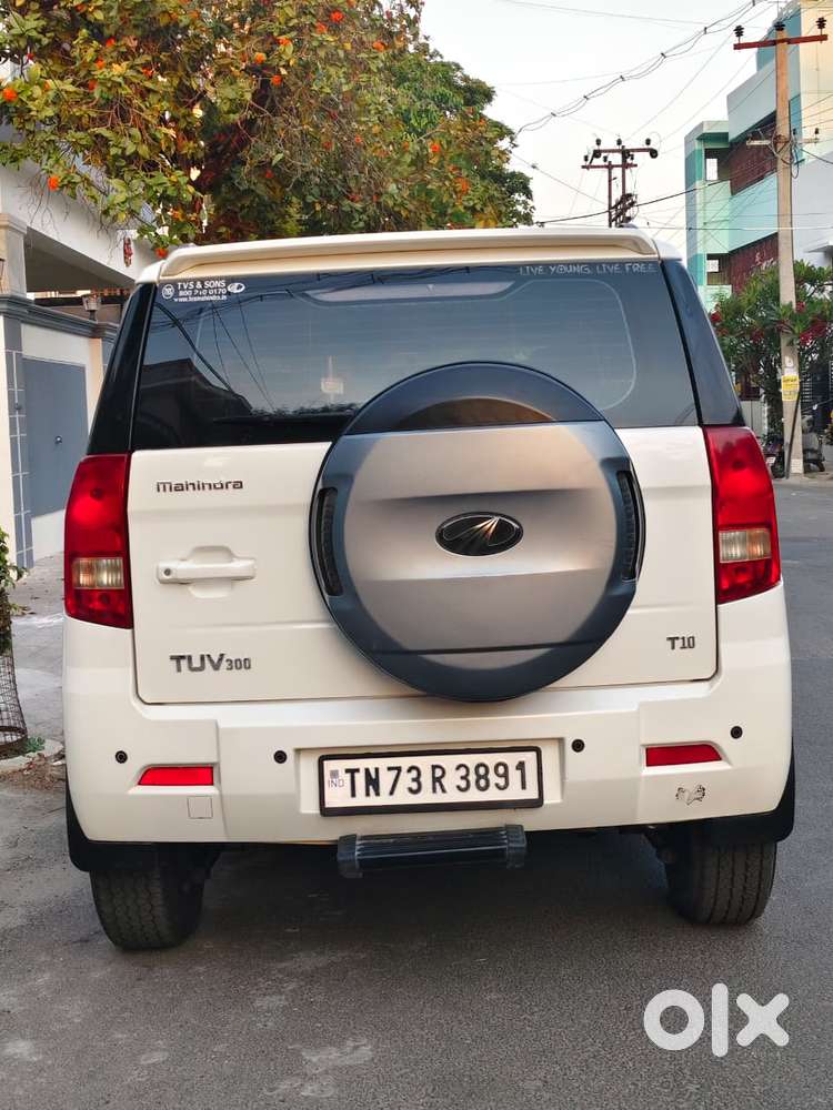 Mahindra Tuv 300 T10, 2017, Diesel
